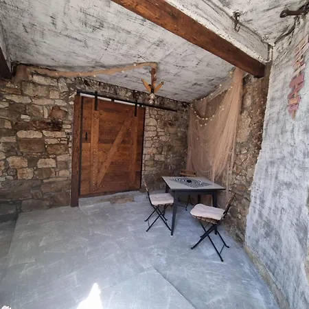 Vila Kyra * Rtina